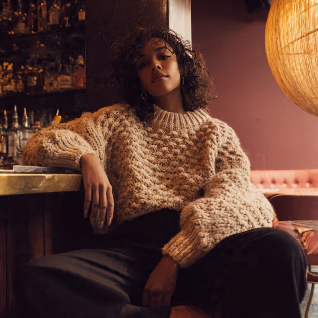 Chunky Knit Cropped Sweater and Trousers Idea