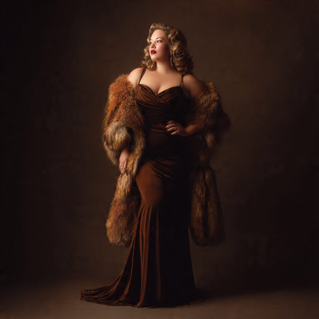 28 Best Plus Size Halloween Costume Ideas for a Stylish Spooky Season 2 Glamorous Hollywood Starlet